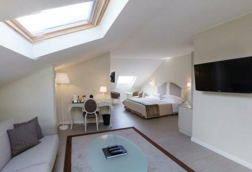 阁楼套房, Miramare & Spa