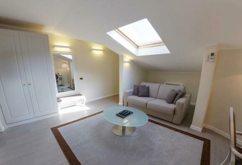 阁楼套房, Miramare & Spa