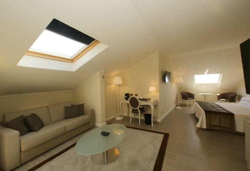 阁楼套房, Miramare & Spa