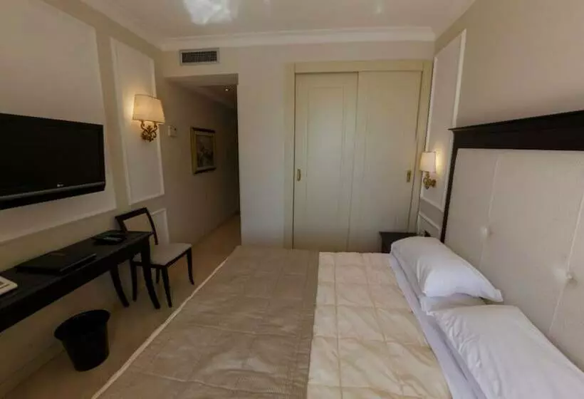 اتاق سوپریور با چشم‌انداز دریا, Miramare & Spa