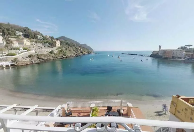 سوییت جونیور با چشم‌انداز دریا, Miramare & Spa