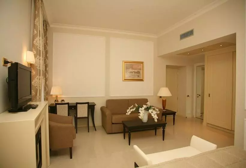 اتاق لوکس با چشم‌انداز شهر, Miramare & Spa