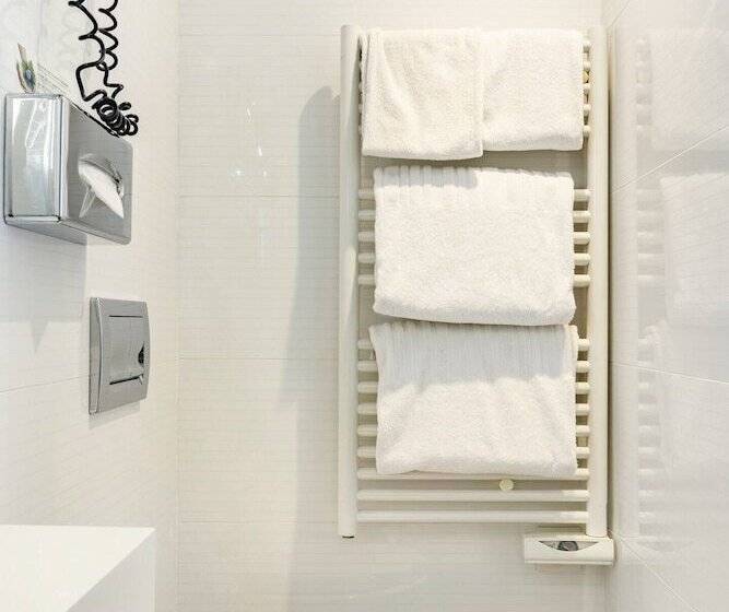 クラシックルーム, Opera Marigny