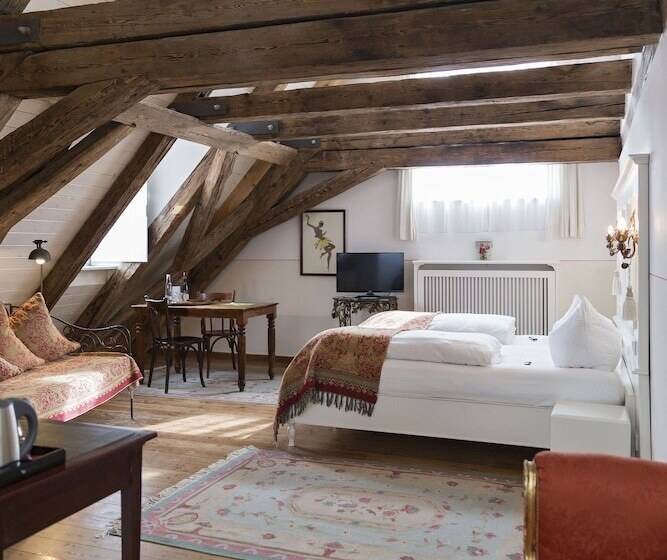 スタンダードルーム, Orphee  Großes Haus