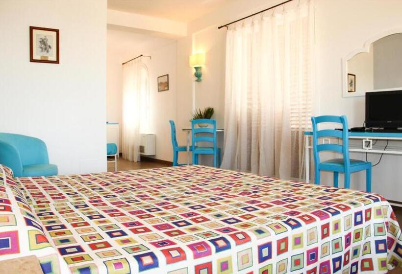 4인용 스탠다드 룸, O'Scià