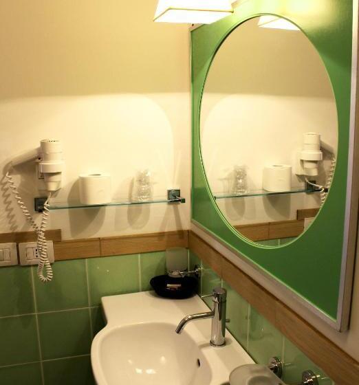 4인용 스탠다드 룸, O'Scià