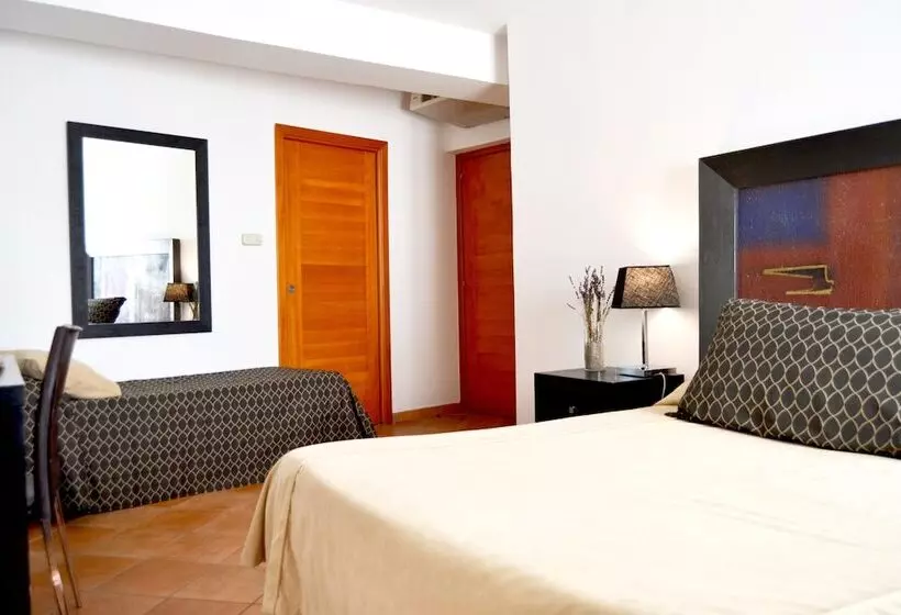 اتاق استاندارد سه نفره, Relais Villa Buonanno