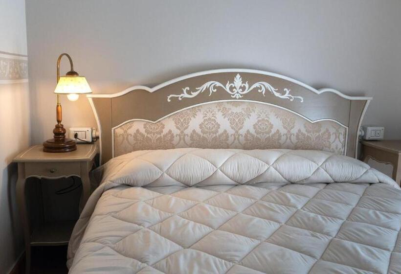 标准间, Rifugio La Foresta