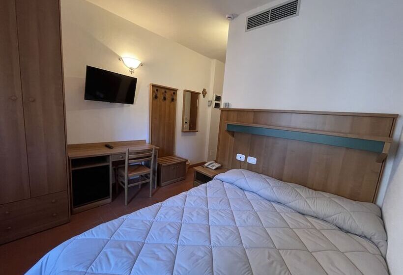 标准间, Rifugio La Foresta