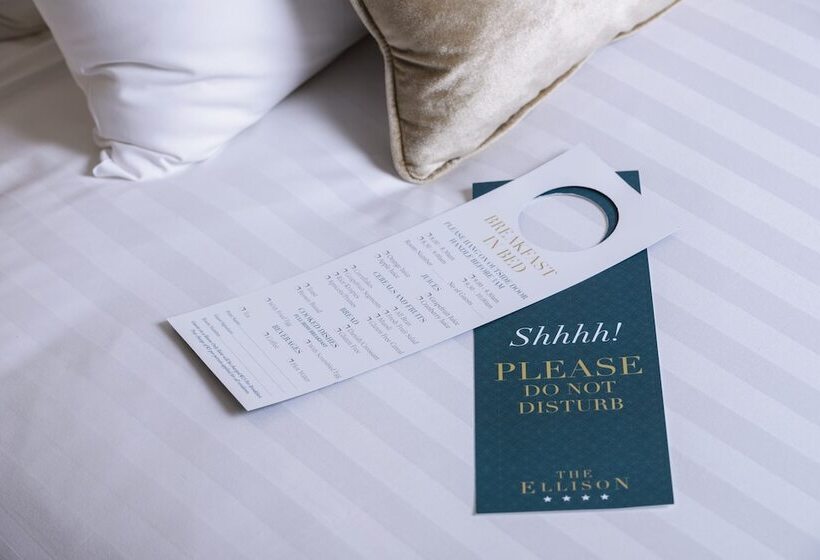 חדר סטנדרט, The Ellison