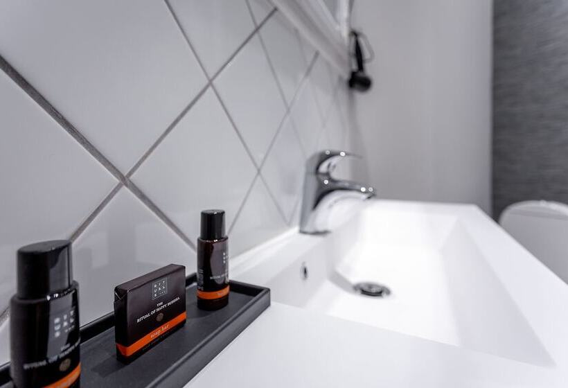 חדר סטנדרט, Tiffany