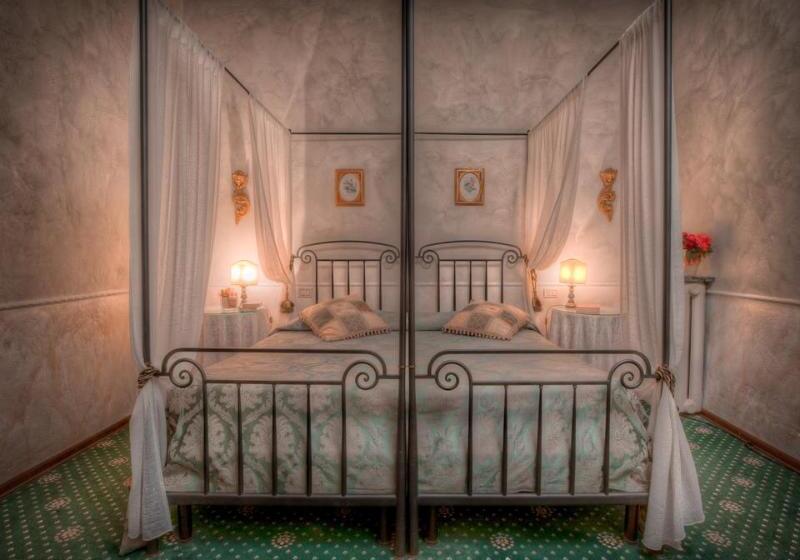 اتاق سوپریور, Torre Guelfa Palazzo Acciaiuoli