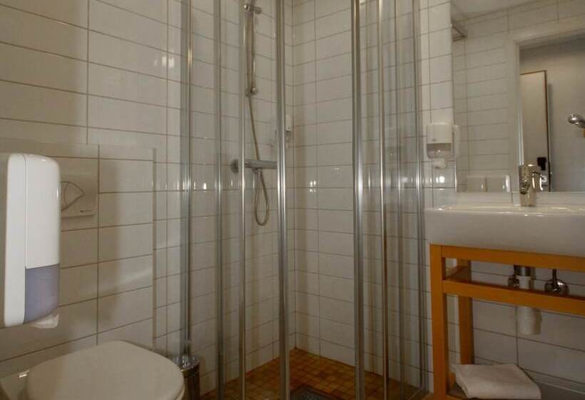 Семейный Номер, Tvedestrand Fjordhotell   Unike Hoteller