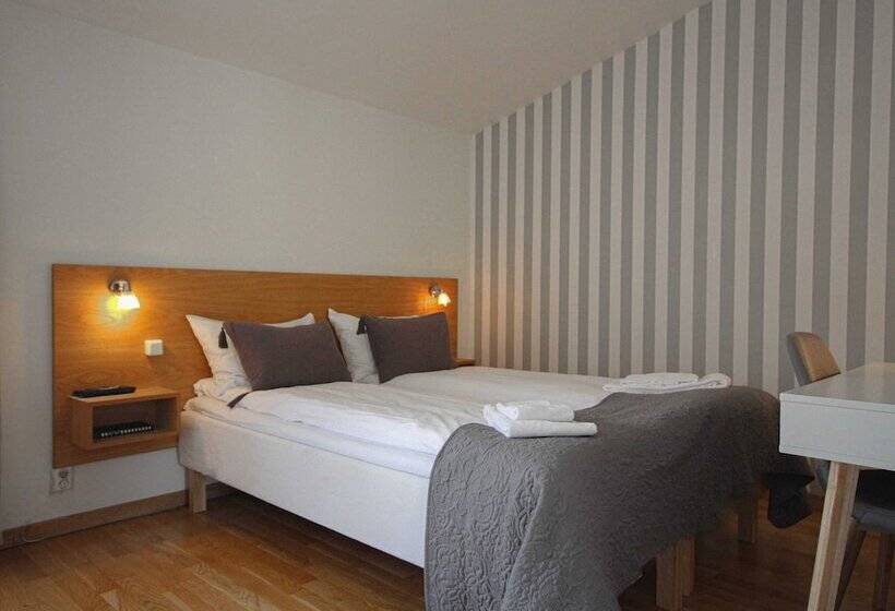 Семейный Номер, Tvedestrand Fjordhotell   Unike Hoteller