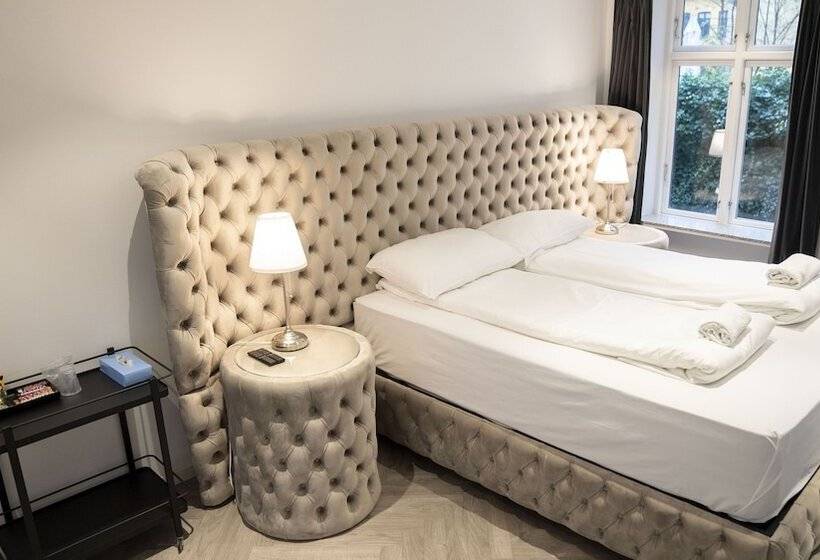 סוויטה, A Hotels City