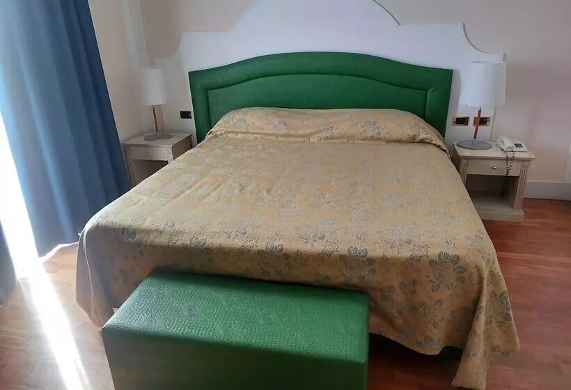 デラックスルーム, Villa Medici