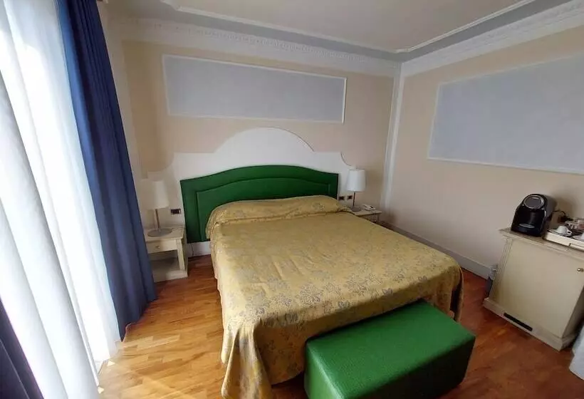 デラックスルーム, Villa Medici