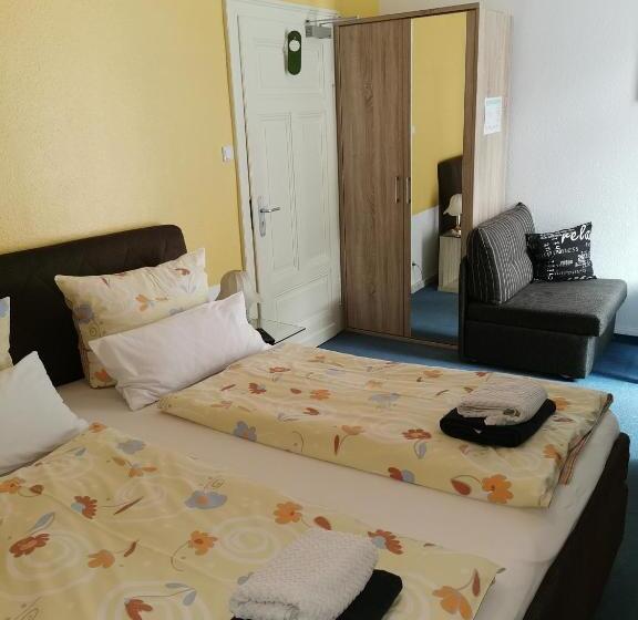 Quarto Estandar, Winneburg