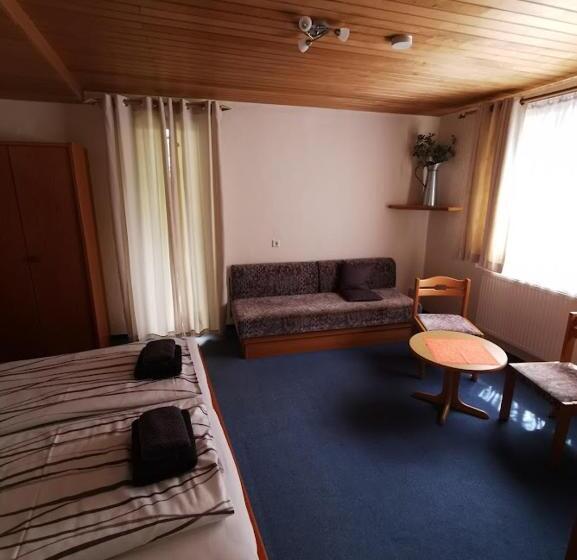 اتاق سوپریور, Winneburg