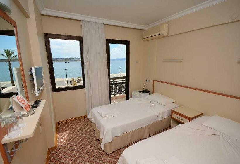 带海景的标准房, Kerman Hotel