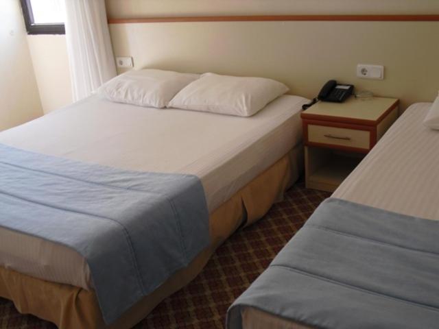 סוויטה משפחתית, Kerman Hotel