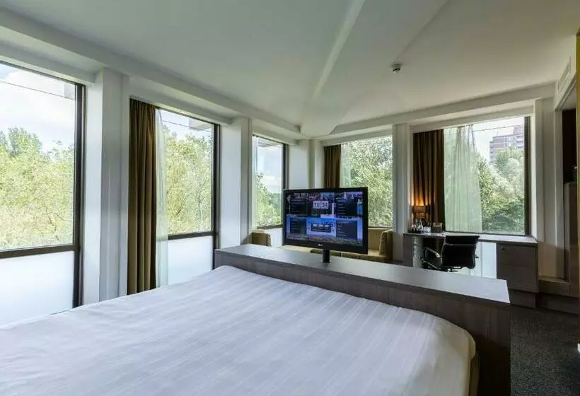 Executive-huone King-vuode, Leonardo Hotel Amsterdam Rembrandtpark