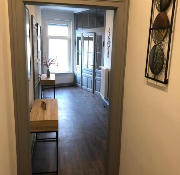 Quarto Familiar Deluxe, Meierstrasse