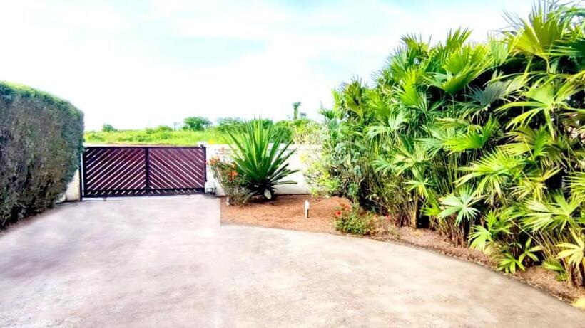 اتاق استاندارد, Hudace