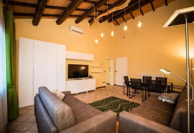 プールの見える１ベッドルームアパートメント, Villa Alta