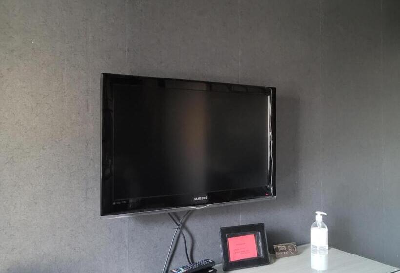 Номер Стандарт, New York Guest Room Near The Airport, Transport Possibility