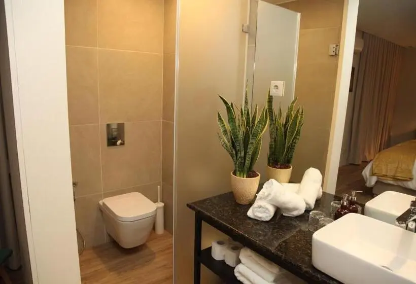 デラックススイート, Novabila Guesthouse