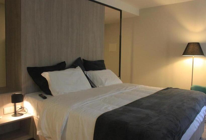 Люкс, Novabila Guesthouse