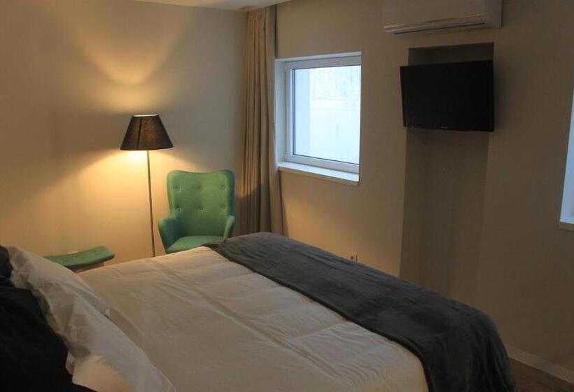 Люкс, Novabila Guesthouse