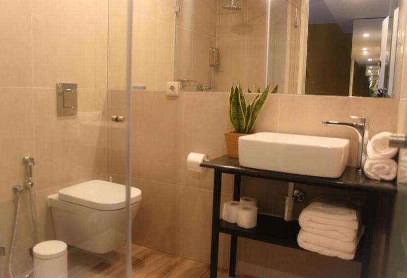 Люкс, Novabila Guesthouse