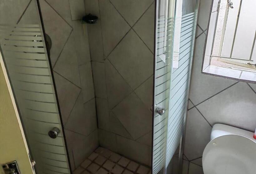 침실 1개 주택, Sibahlenomhlambi Guesthouse