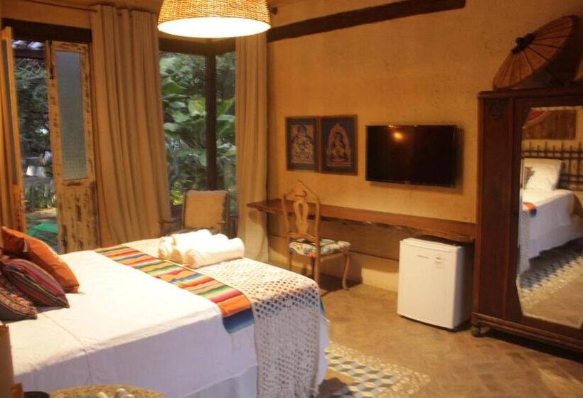 غرفة ديلوكس مزودة بشرفة, Zazen Pousada By Santoregano