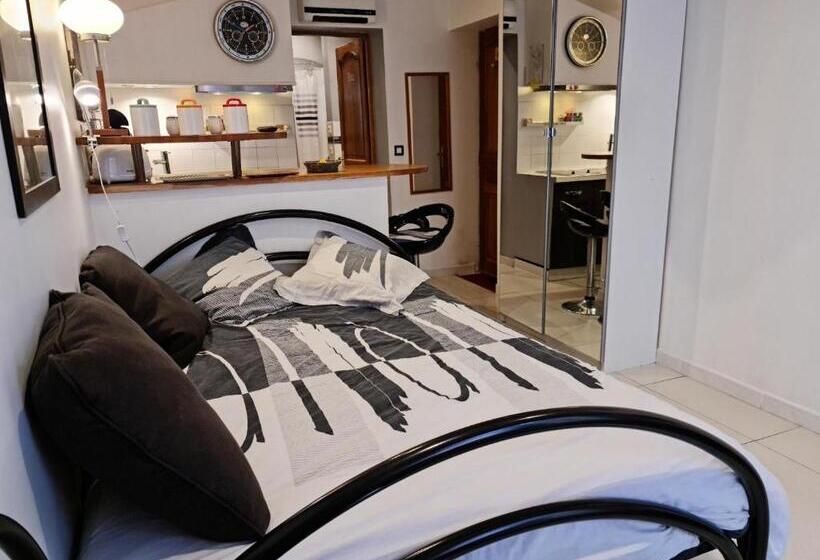 スタンダードスタジオ, Redhouse Studio Zen