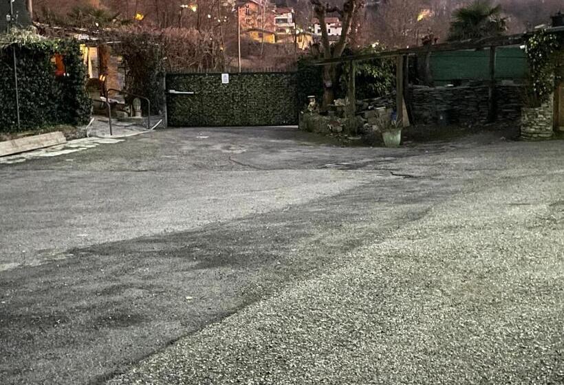 デラックスルーム, Al Cervo Tra I Laghi