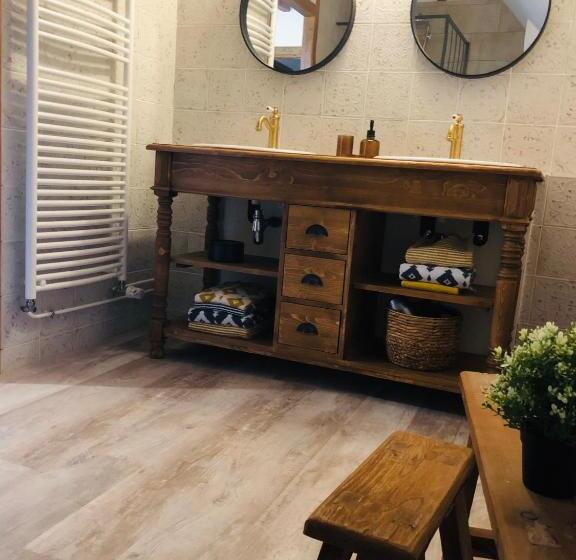 Номер Стандарт с Балконом, La Maison D Ange