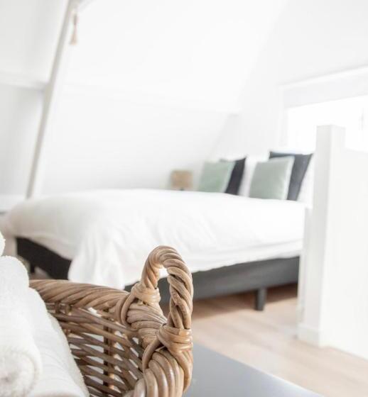 디럭스 룸, Tiny House Lindenhouse