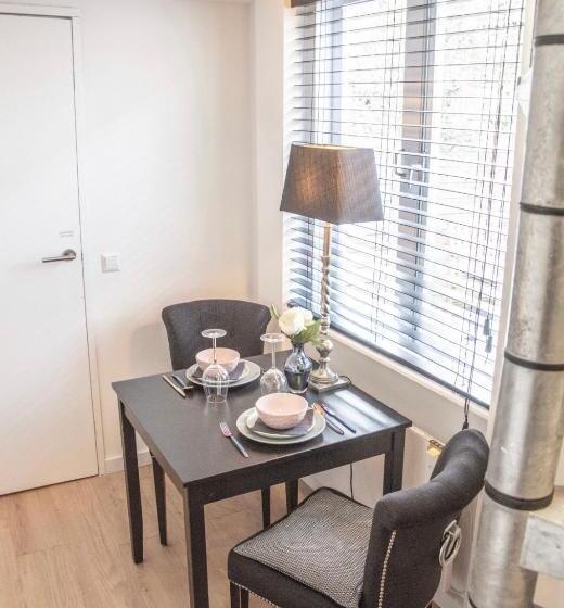 디럭스 룸, Tiny House Lindenhouse