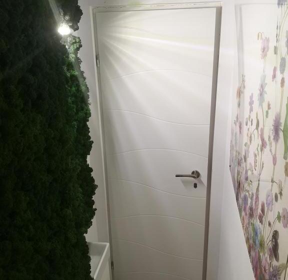 اتاق استاندارد یک نفره, Bucarest B&b