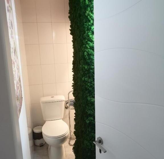 اتاق استاندارد یک نفره, Bucarest B&b