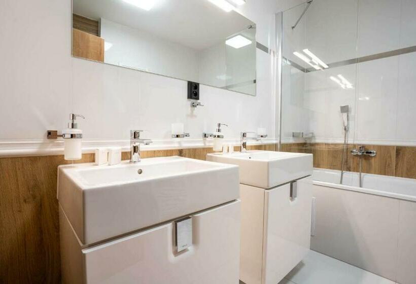 带1个卧室带观景的公寓, Mamut