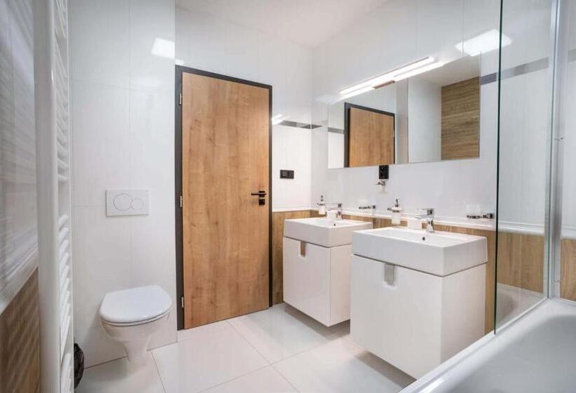 带1个卧室带观景的公寓, Mamut