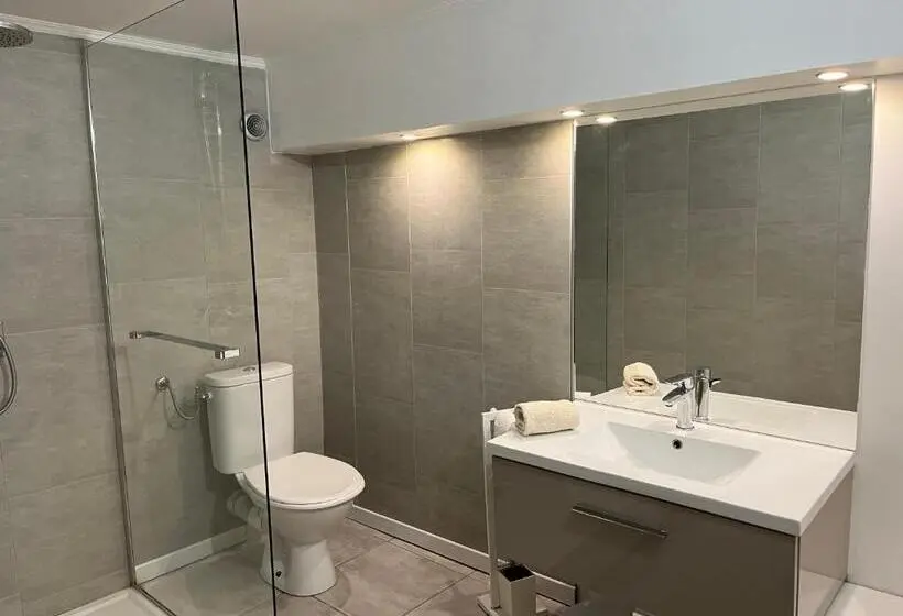 1 Bedroom Apartment Lake View, Maxilly Appart