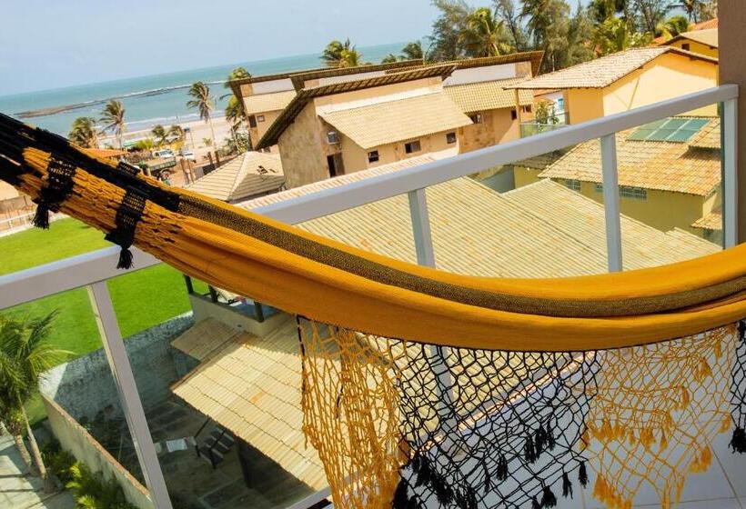 سوییت با چشم‌انداز دریا, Coqueiro Village Flats