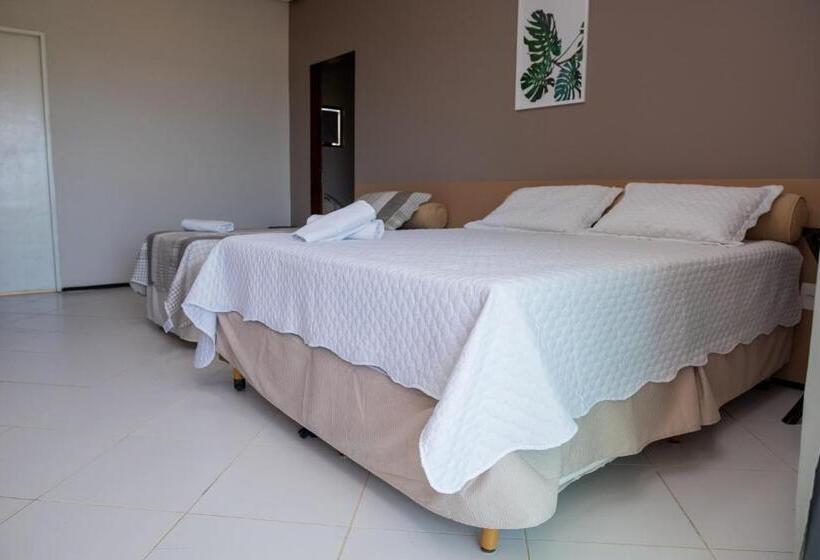 اتاق سه نفره سوپریور با چشم‌انداز دریا, Coqueiro Village Flats