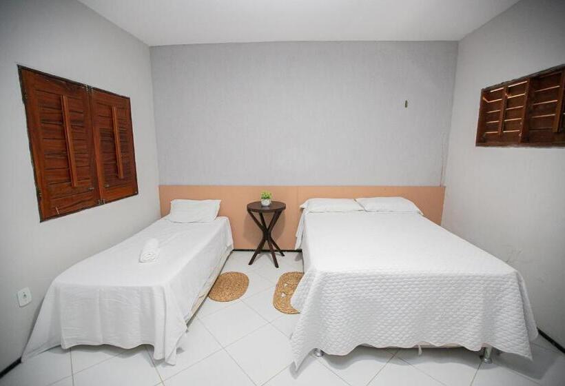 اتاق کلاسیک سه تخته, Coqueiro Village Flats