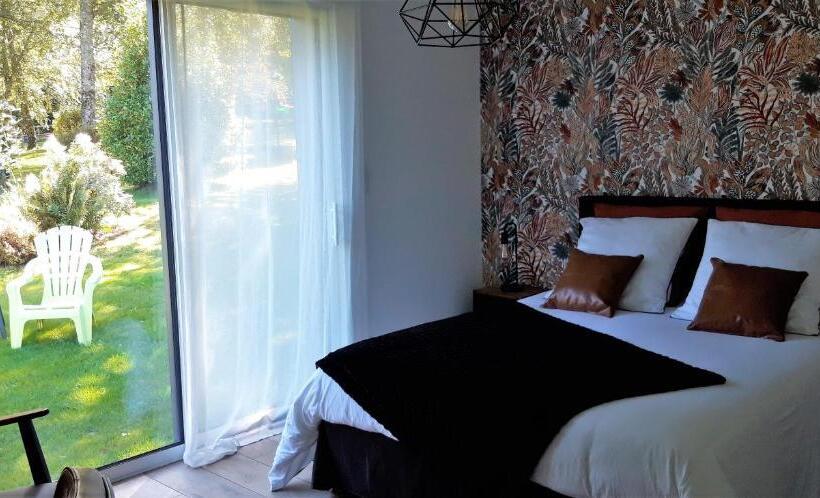 Standardrum Trädgårdsutsikt, Les Jardins Du Cloestro